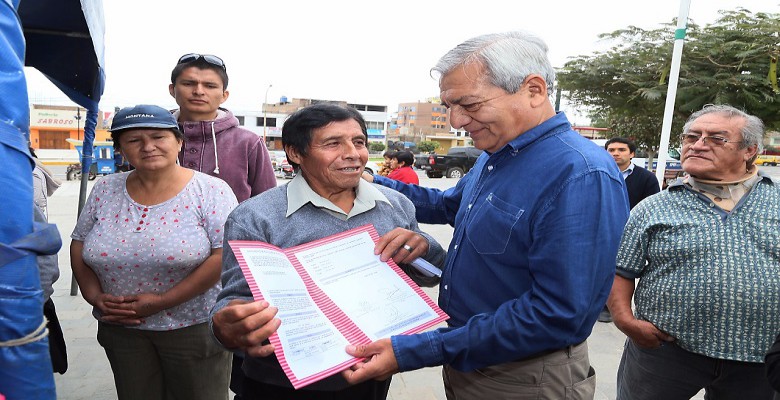 Municipio de Trujillo entregó títulos de propiedad de vivienda a más de 150 familias