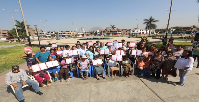 Trujillo: comuna provincial entregó más de 100 títulos de propiedad en El Porvenir