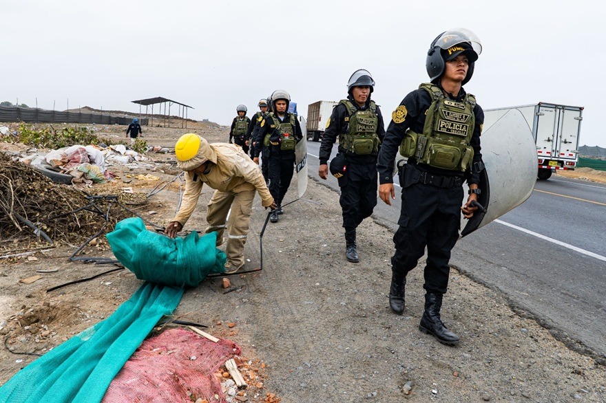 Ministerio de Cultura retira estructuras ilegales en área intangible del Complejo Arqueológico Chan Chan
