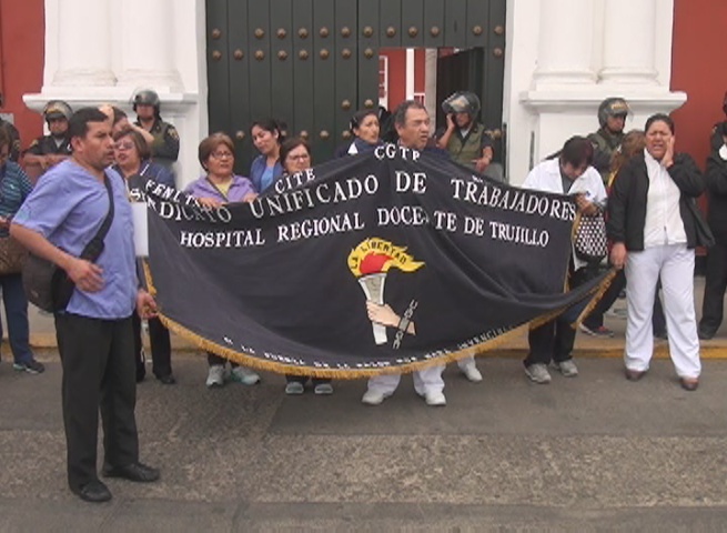 Fenutsa anuncia posible huelga para tercera semana de agosto 