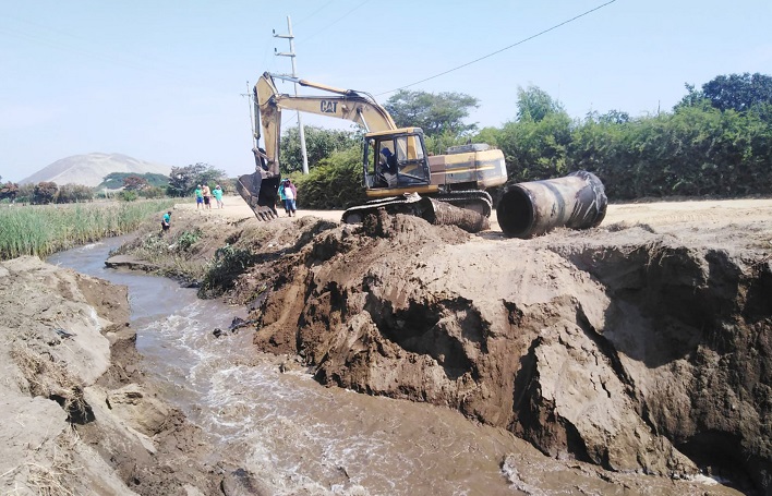  La Libertad: avanzan trabajos en dren DV4 de Virú