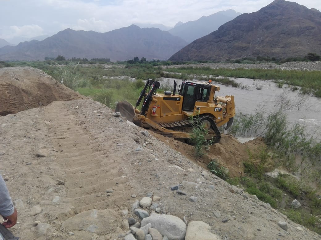 Municipalidad de Virú y Chavimochic encauzan río Carabamba