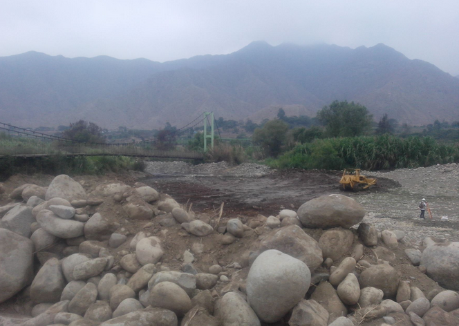 Valdez inspeccionó trabajos de prevención en Laredo y Moche