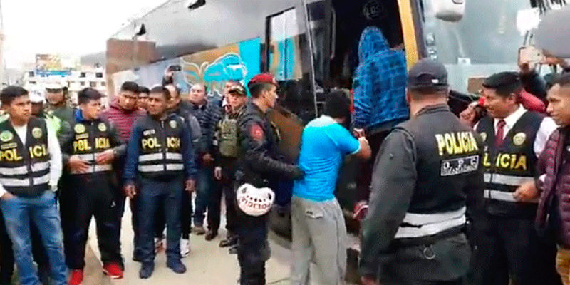 Trasladan a Trujillo a detenidos en cerro El Toro