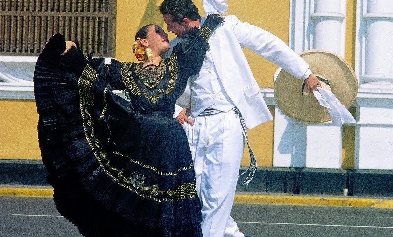 Organizan el quinto festival de “la Marinera en la Plaza”