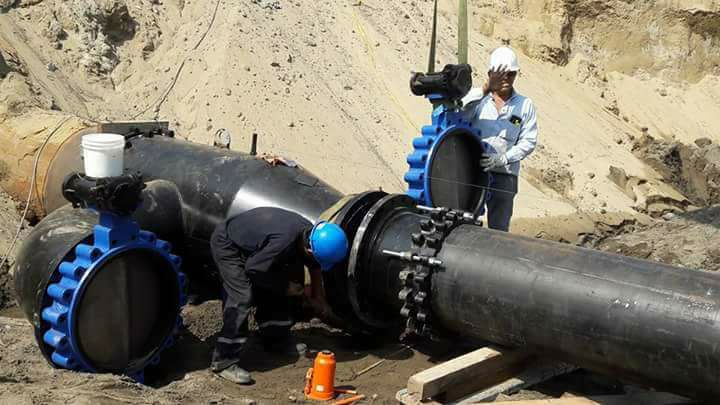 Arreglan tubería de Chavimochic y agua llegaría esta noche