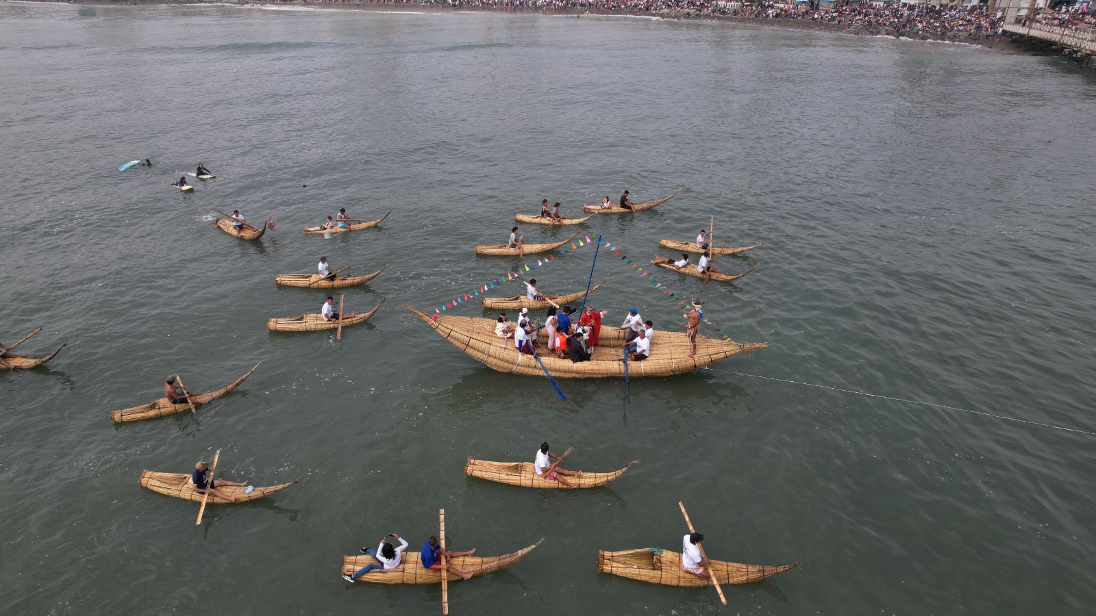 La Libertad: más de 10 mil turistas participaron de la fiesta de San Pedro en Huanchaco