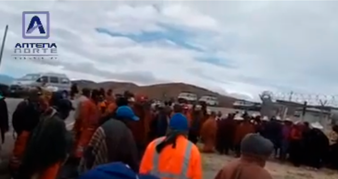 Pobladores de Chuyugual  inician huelga contra minera Barrick 