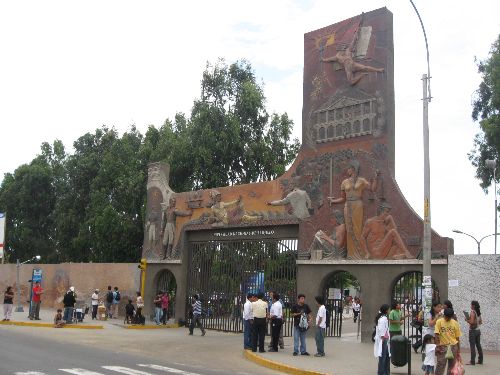 Trujillo: exfuncionarios de la UNT son sentenciados a cuatro años de pena suspendida 