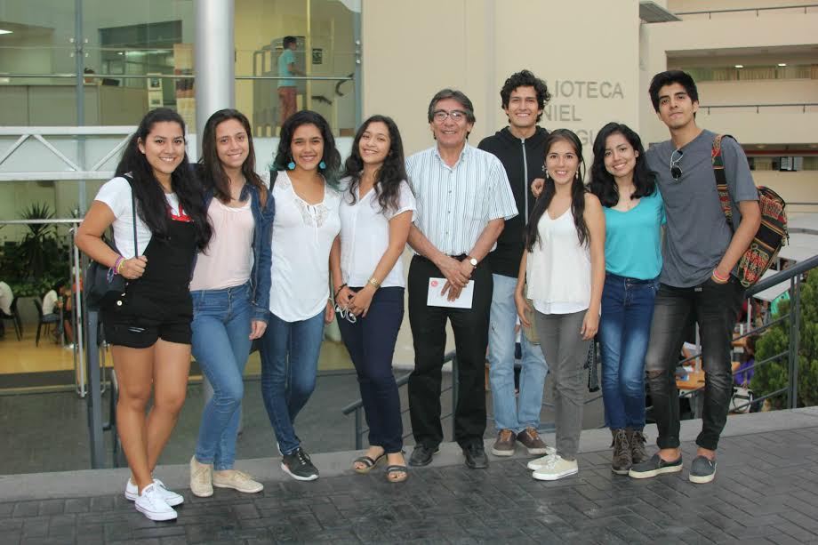 Universitarios de la UPN destacan en el concurso “Creatividad Radial Jr. 2017”