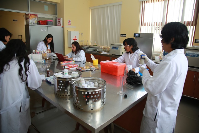 UNS financiará 45 tesis de título profesional con una inversión de S/ 390 mil 