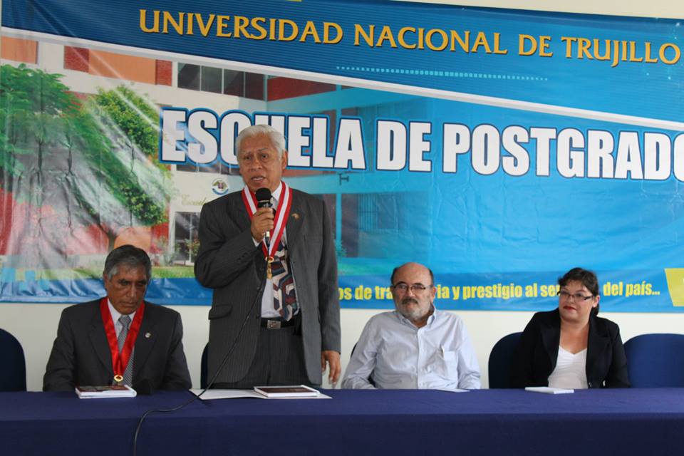 Rector de la UNT plantea cambiar reloj biométrico por otro sistema de control de asistencia