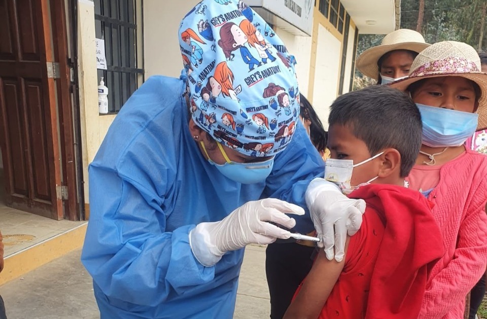 Inician aplicación de segunda dosis para mayores de 5 a 11 años en La Libertad