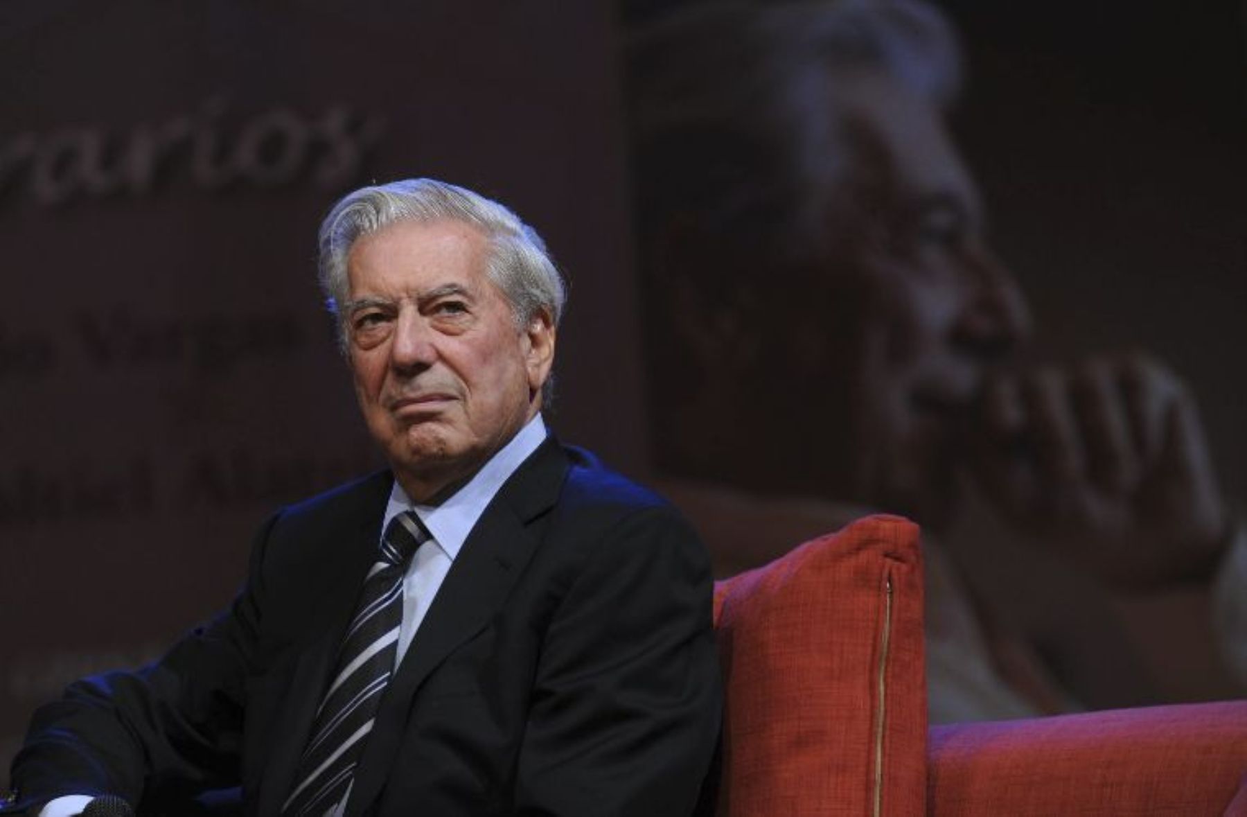  Triunfo de Keiko sería la reivindicación de la dictadura corrupta y sanguinaria, dice Vargas Llosa