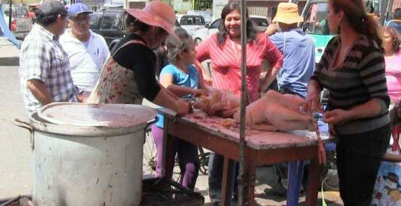 Amas de casa alarmadas: precio del pavo bordea los 270 soles en Trujillo