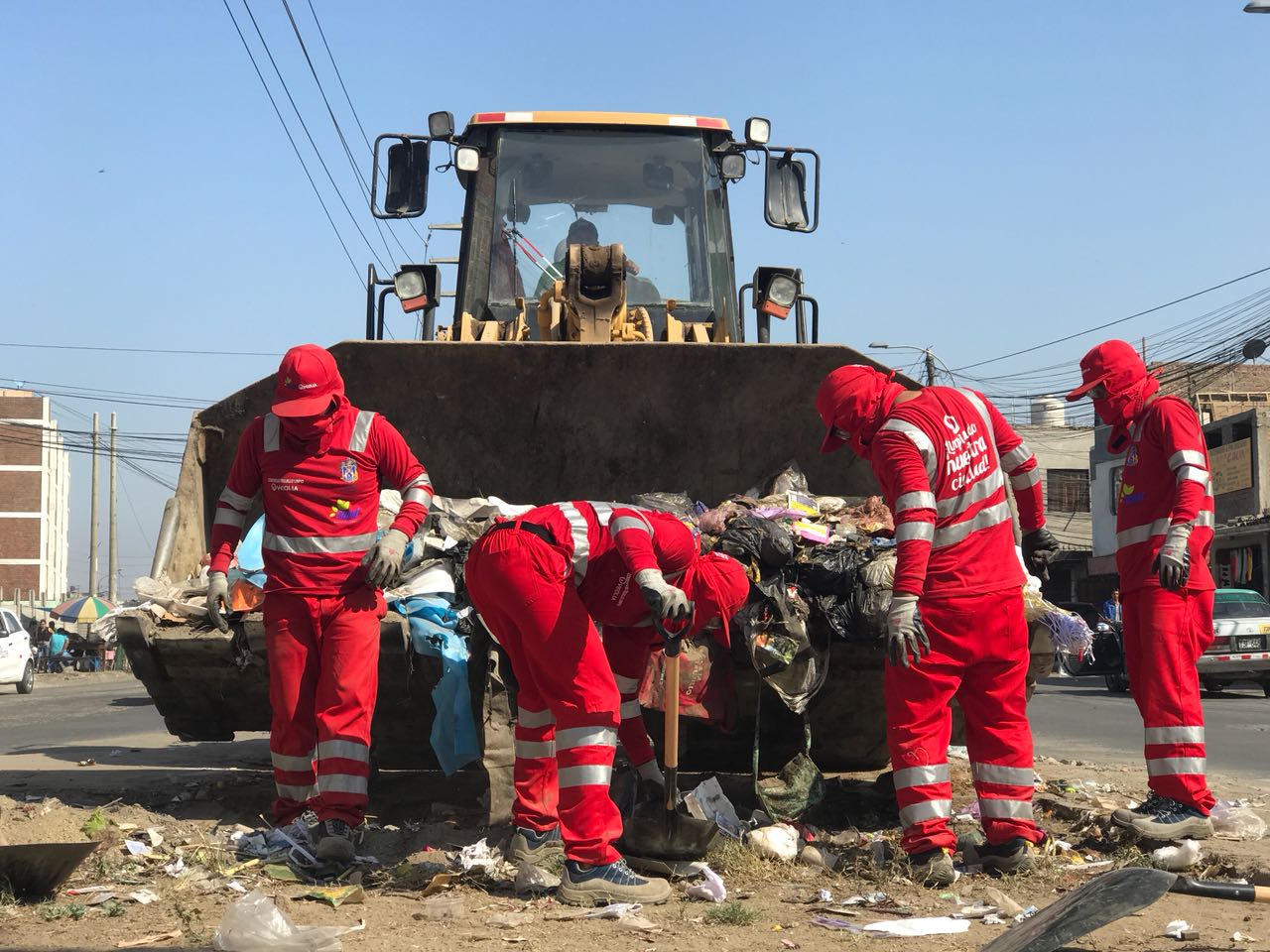 Trujilo: denuncian uso de maquinaria del Segat para apoyar a concesionaria en recojo de basura