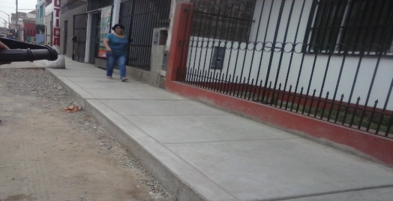 MPT realiza obras de mejoramientos de veredas en cuatro urbanizaciones