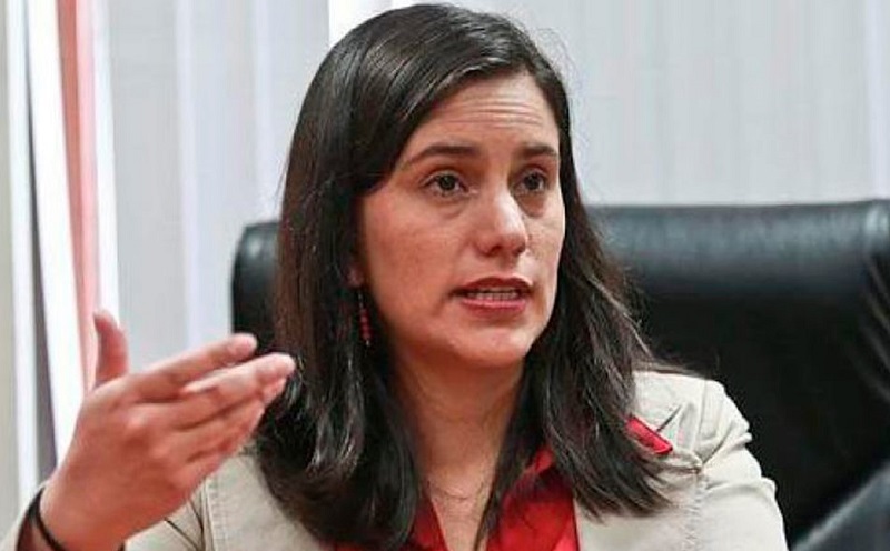 Verónika Mendoza es anunciada como la precandidata de Juntos por el Perú 