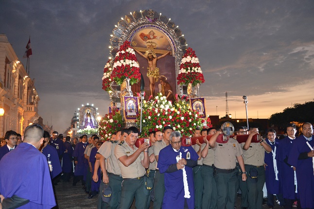Trujillo: invitan a participar en el Vía Crucis Arquidiocesano y a orar por el Perú