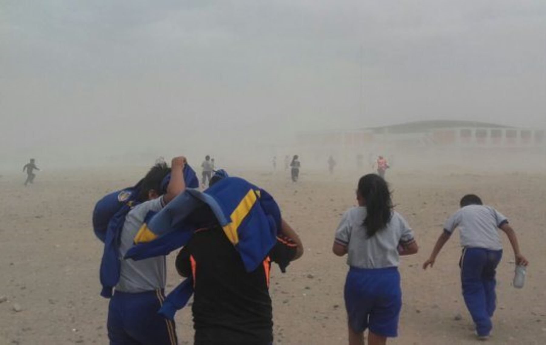 Senamhi alerta de fuertes vientos en la costa desde hoy hasta el sábado 19