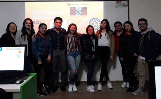 Alumno de la UCV Chimbote dictó foro en la Universidad Santo Tomás de Colombia 