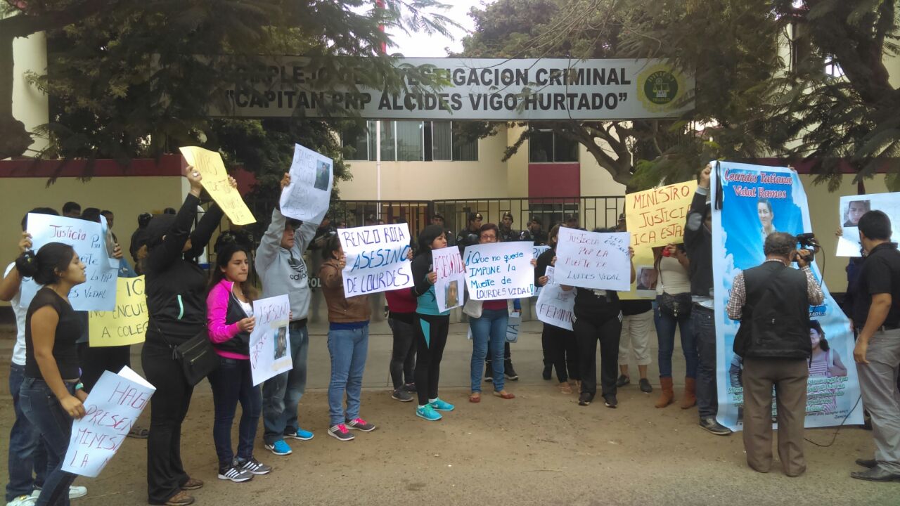 Trujillo: Piden justicia para mujer policía que murió en Ica