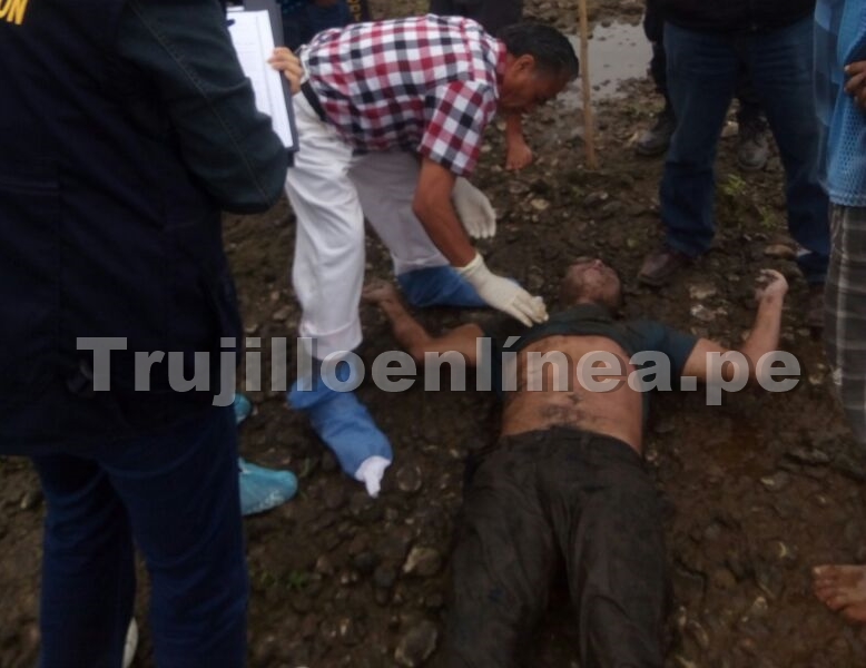 Agricultores encuentran cadáver de un hombre en el río Moche