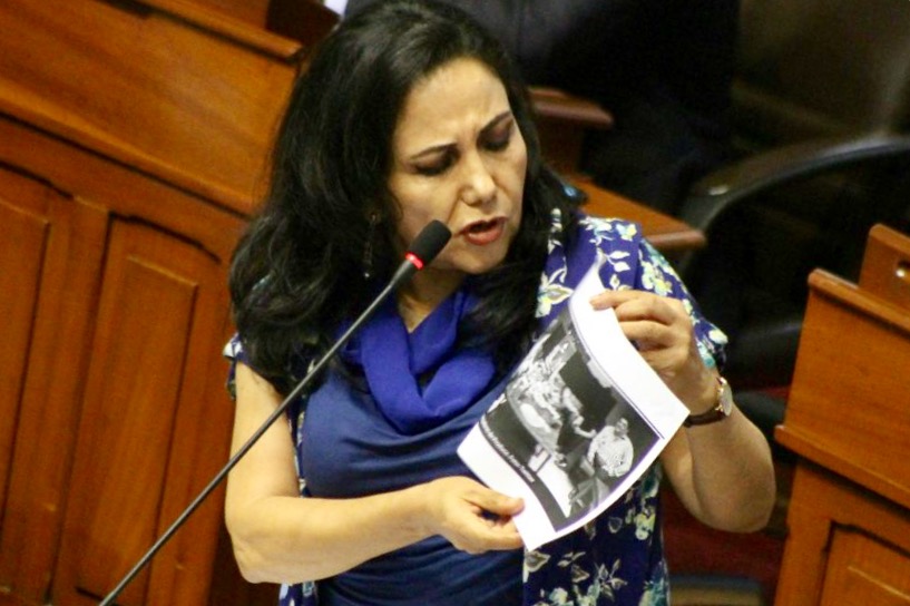 Gloria Montenegro: "Al grupo mototaxi no le interesa la educación"