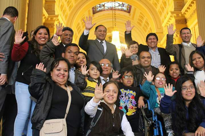 Aprueban por unanimidad ley de protección para las personas de talla baja