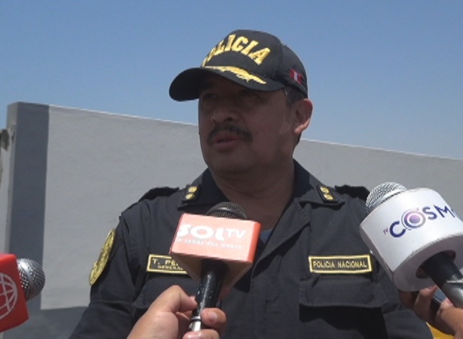 La Libertad: general de la Policía Nacional pide a padres de familia vigilar actividades de sus hijos