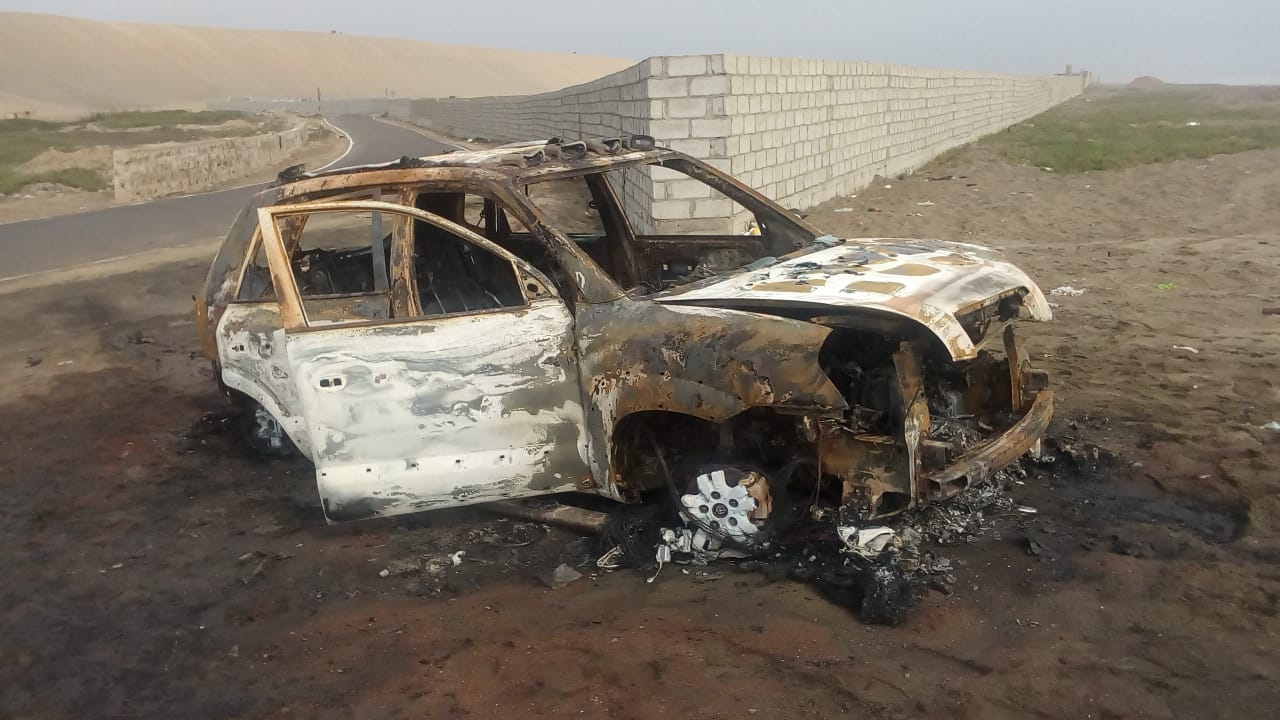 Huanchaco: Sicarios asesinan a hijo de empresaria y luego queman camioneta donde fugaron