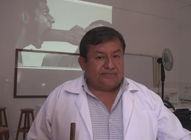 Médicos legistas se ofenden por declaraciones de ministra de la Mujer sobre violencia