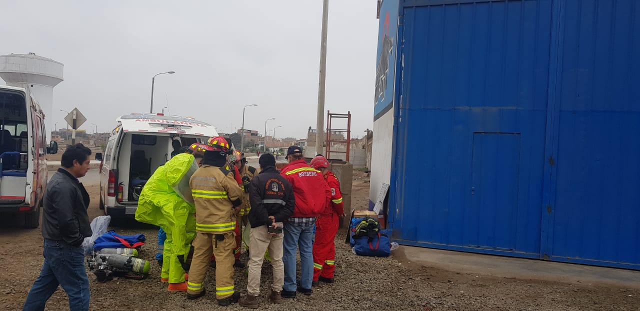 Vecinos evacuan casas ante derrame de gas tóxico en urbanización Santo Dominguito