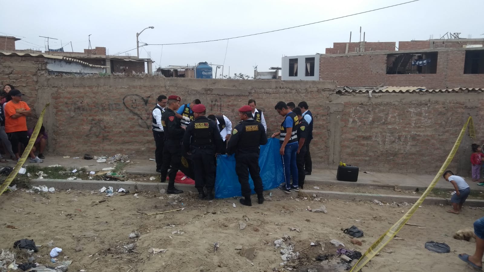 Trujillo: joven es asesinado de tres balazos en la cabeza