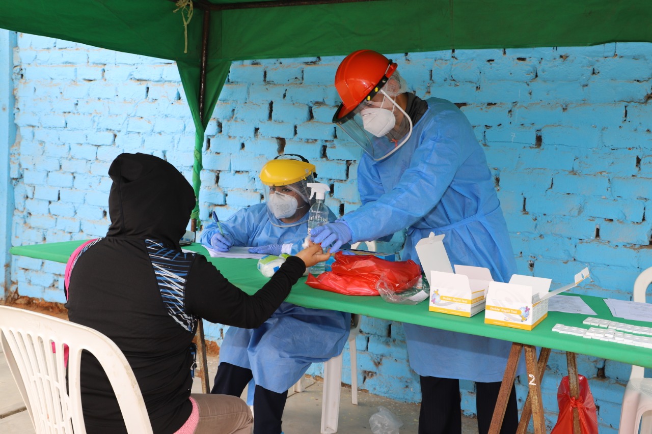 Detectan 46 comerciantes contagiados en mercado Acomimar de La Esperanza