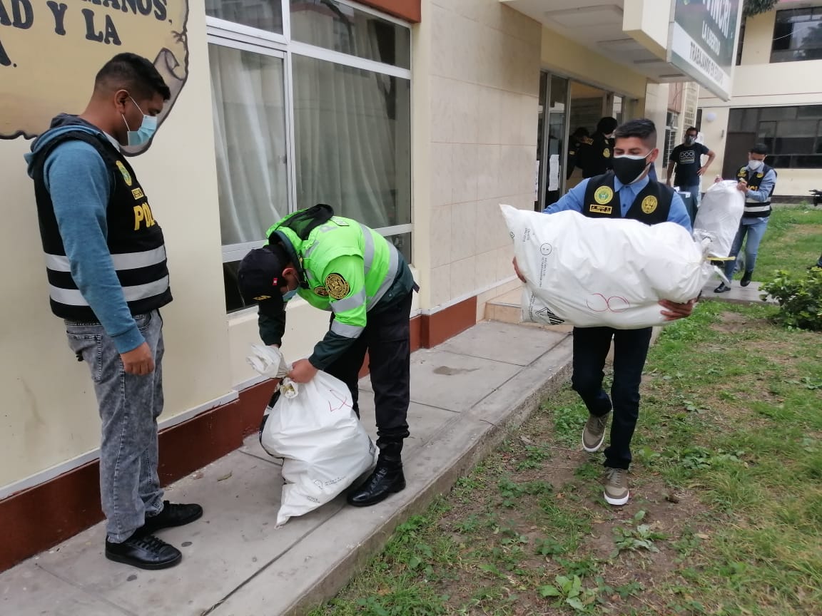 La Libertad: decomisan más de 200 kilos de marihuana en casa de Huamachuco