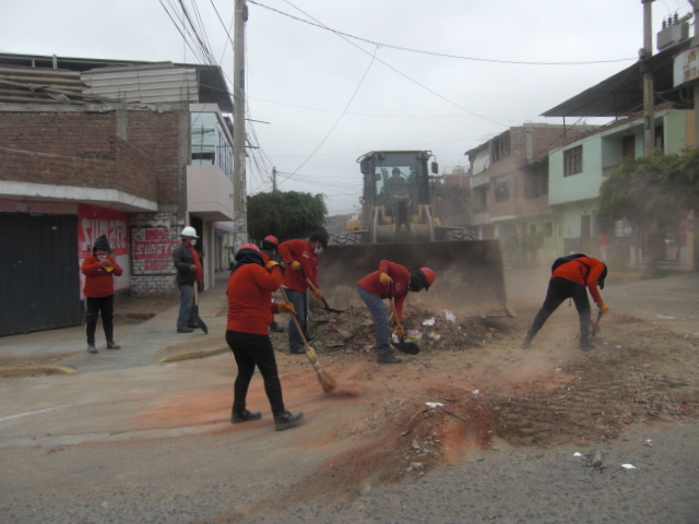 Alto Trujillo: Retiran cerca de 300 toneladas de basura acumuladas en calles de centro poblado