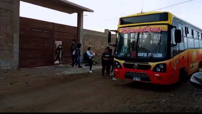 Huanchaco: Detienen a 52 personas por celebrar fiesta Covid en plena luz del día
