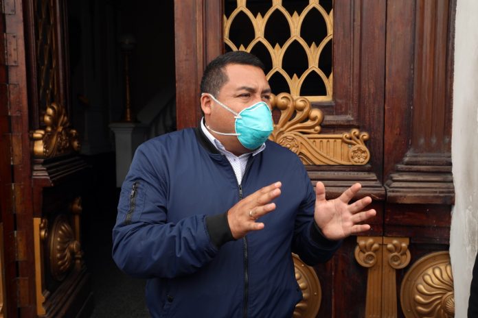 José Ruiz se declara en favor de la vacancia contra expresidente Vizcarra