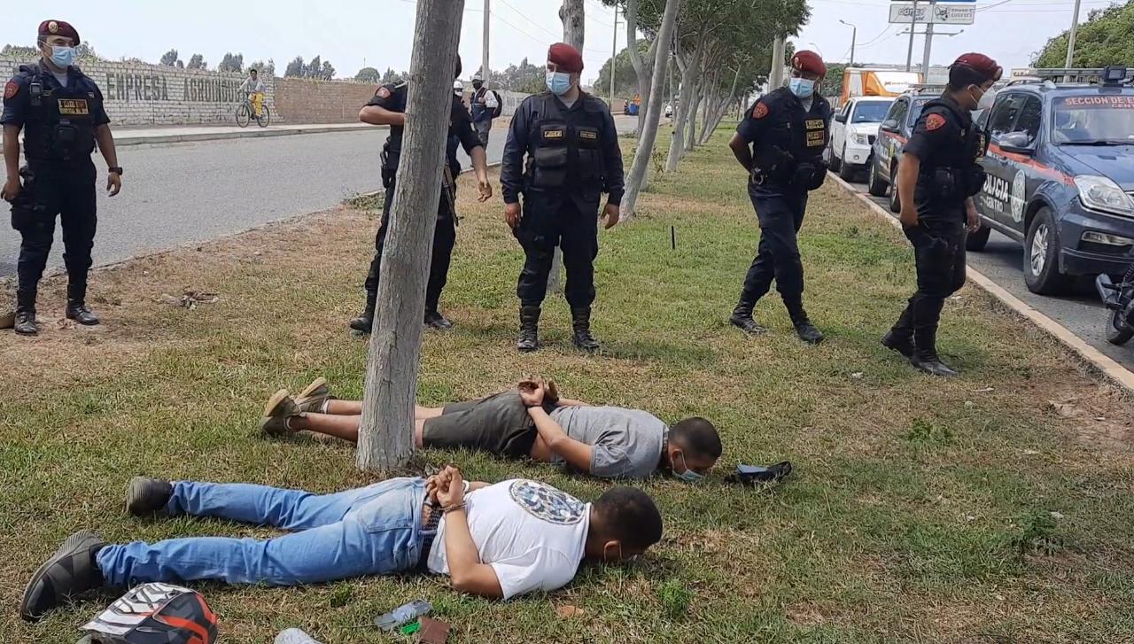 Trujillo: caen presuntos asaltantes que ingresaron a robar a tienda dentro del Mall Plaza