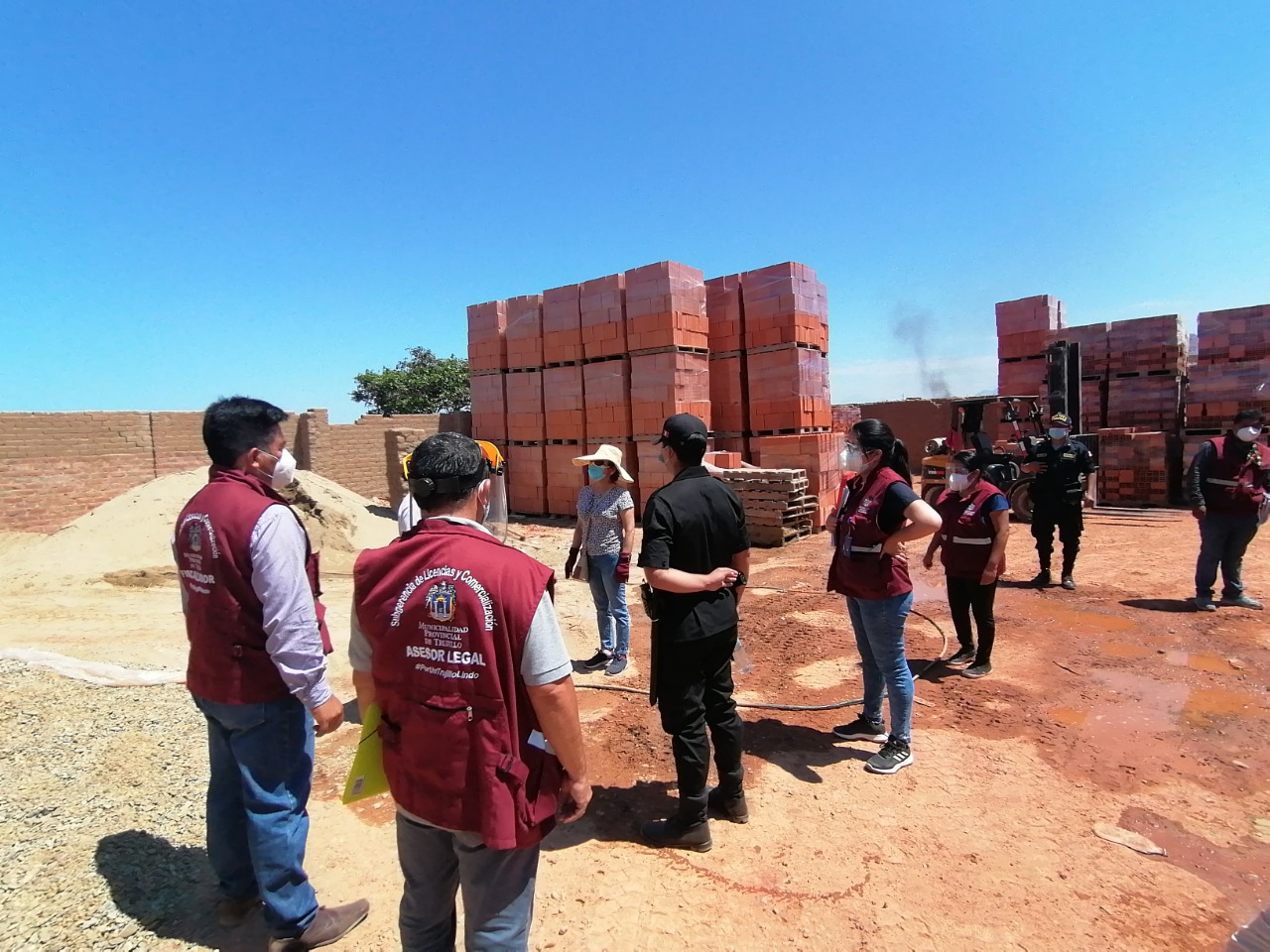 Clausuran ladrilleras sin licencia de funcionamiento en Natasha Alta