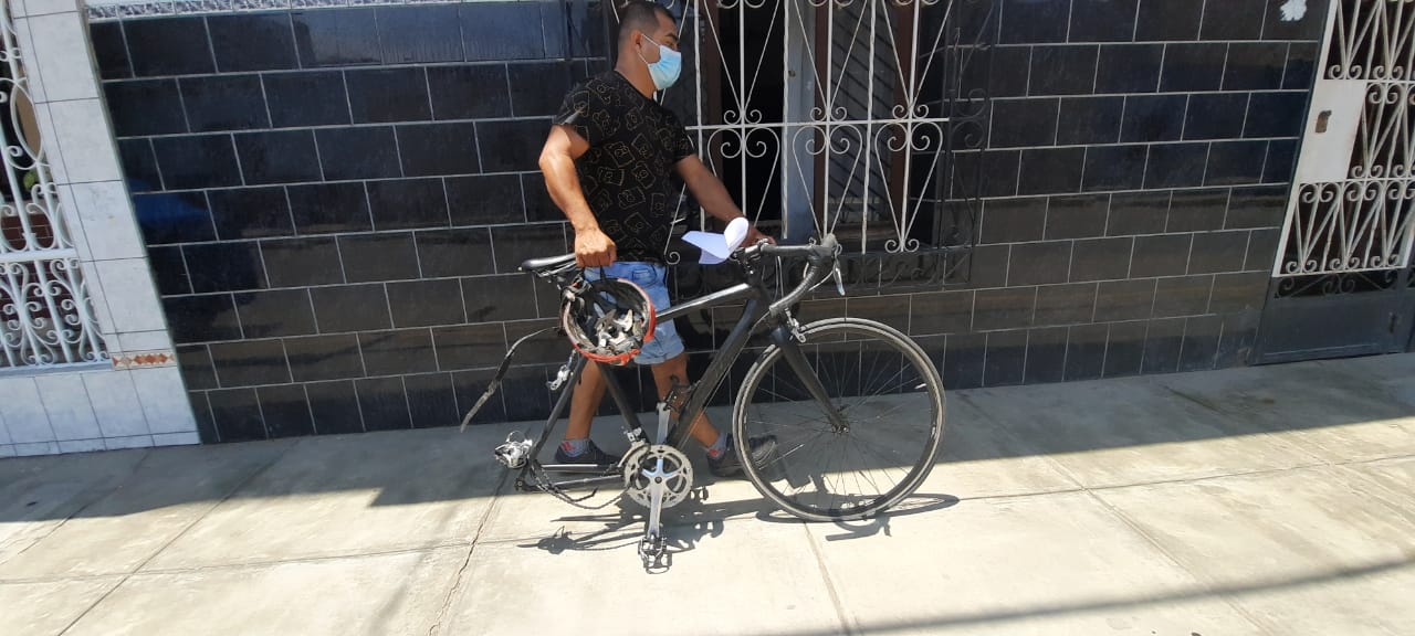 Ciclista muere luego de ser atropellado por combi en Laredo