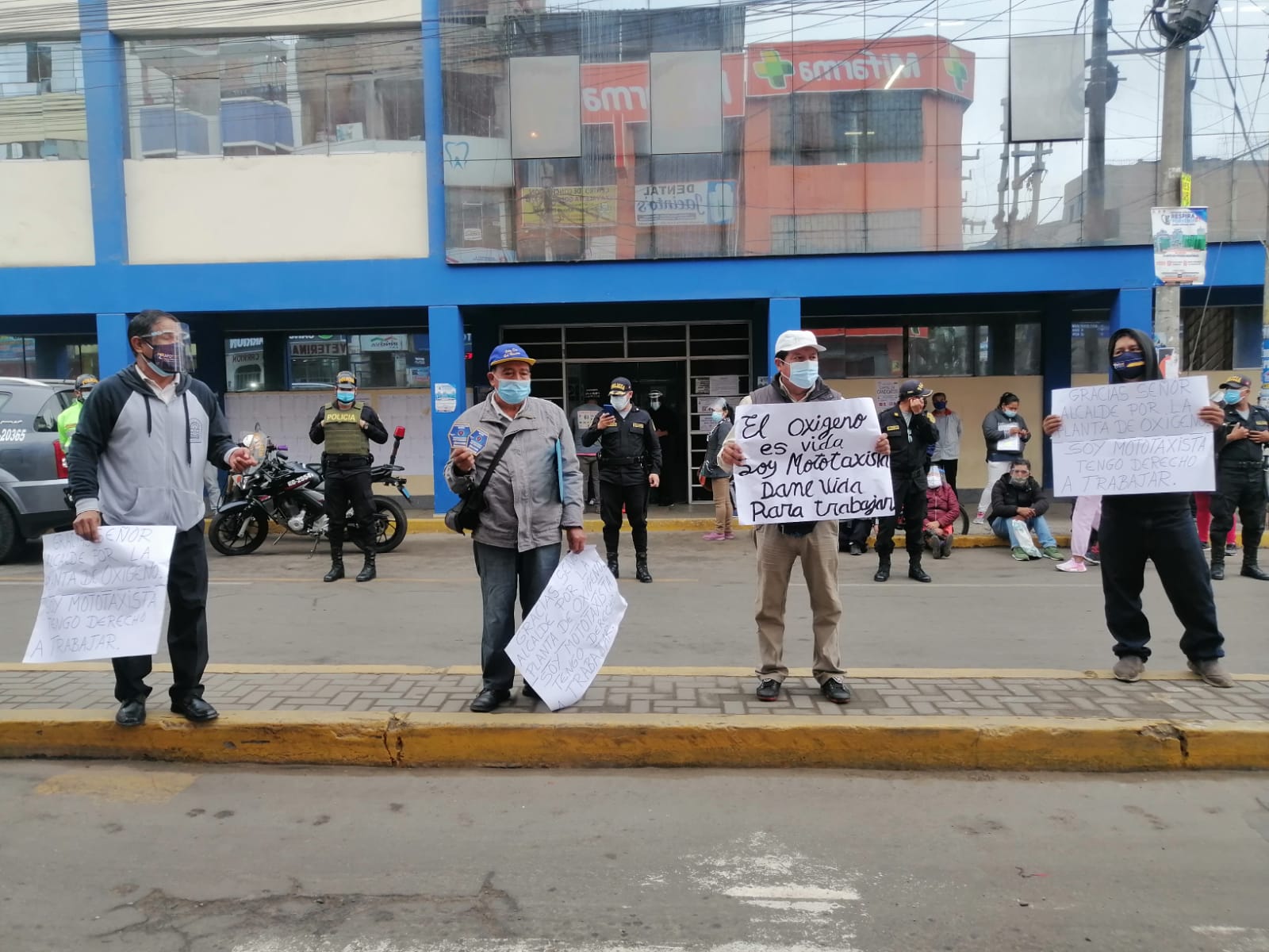 Mototaxistas del distrito El Porvenir quieren prórroga de revisión técnica