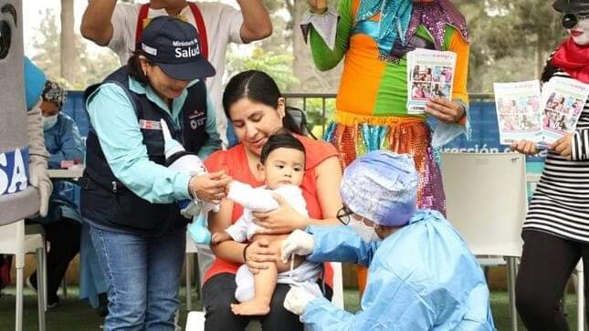 Minsa distribuye más de 1 millón 500 mil vacunas contra la influenza por temporada de invierno