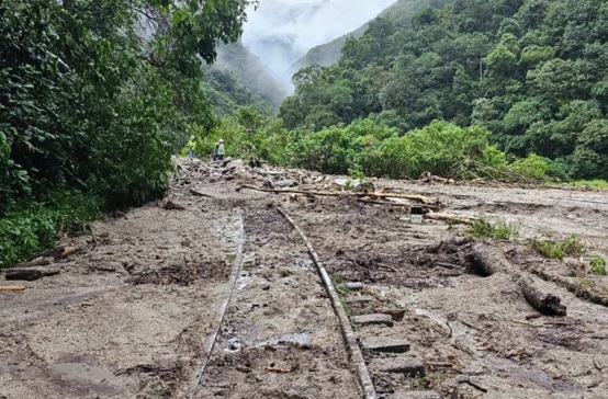 Alertan que más de 1.3 millones de personas en riesgo muy alto por lluvias de abril a junio