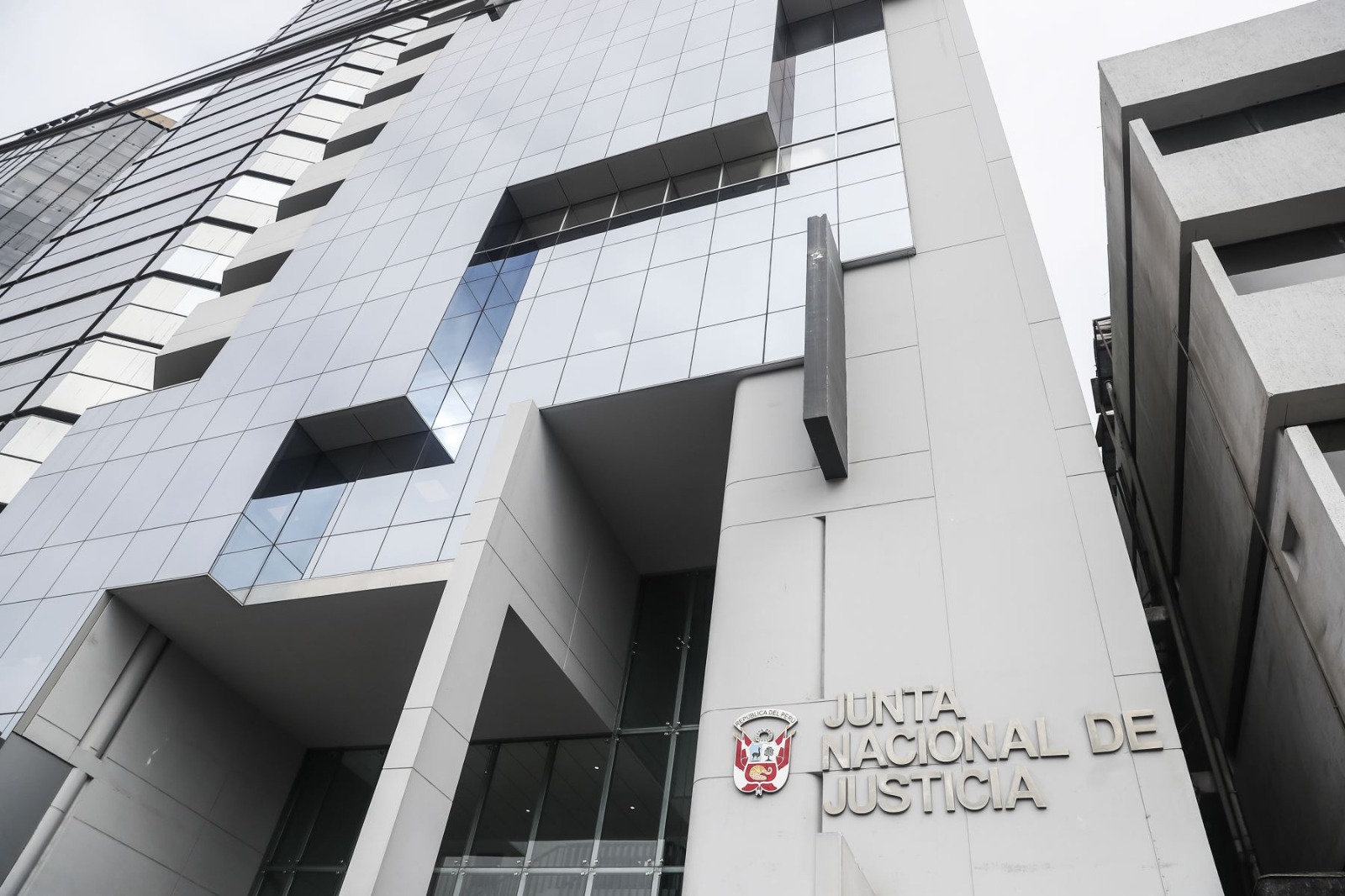 Este 8 de abril el JNJ reinicia concursos públicos para elegir jueces y fiscales titulares 