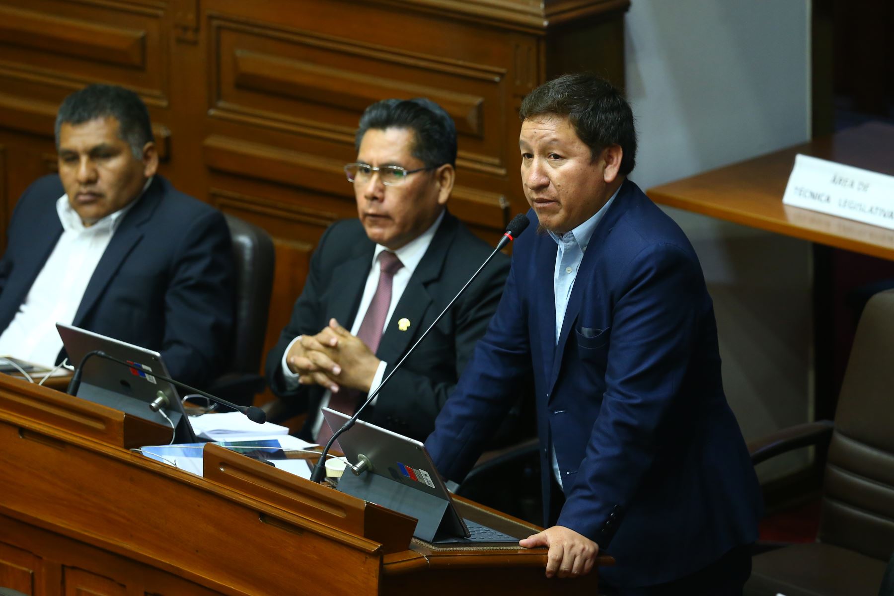 Proponen que sentenciados por delitos de corrupción no contraten con el Estado