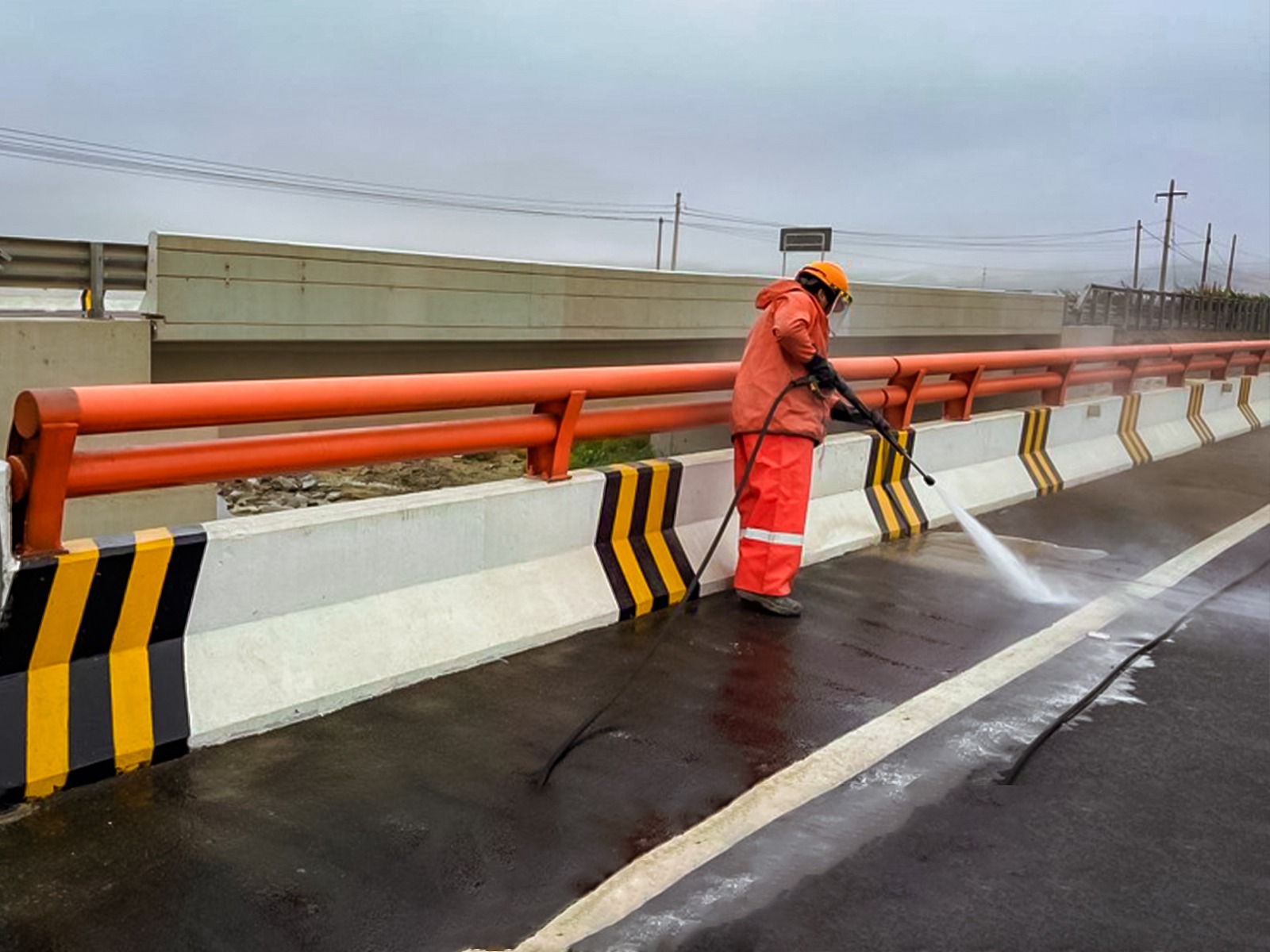 Realizan mantenimientos en 7 puentes ubicados en el tramo Pativilca – Santa – Salaverry 