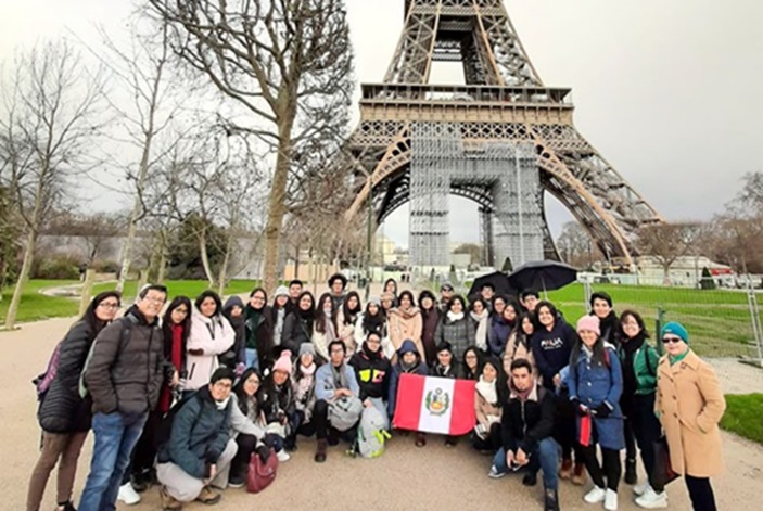 Sepa cómo obtener apoyo económico para estudiar una maestría en comercio y negocios en Francia