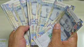 Ministro de Trabajo anuncia que sueldo mínimo subirá este fin de año